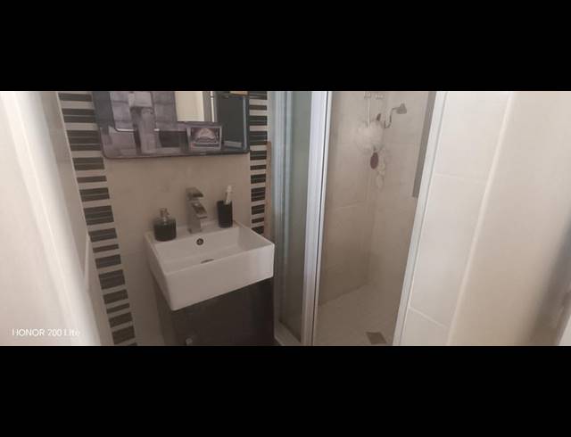 2 BEDROOM APARTMENT FOR SALE IN MARGATE BEACH